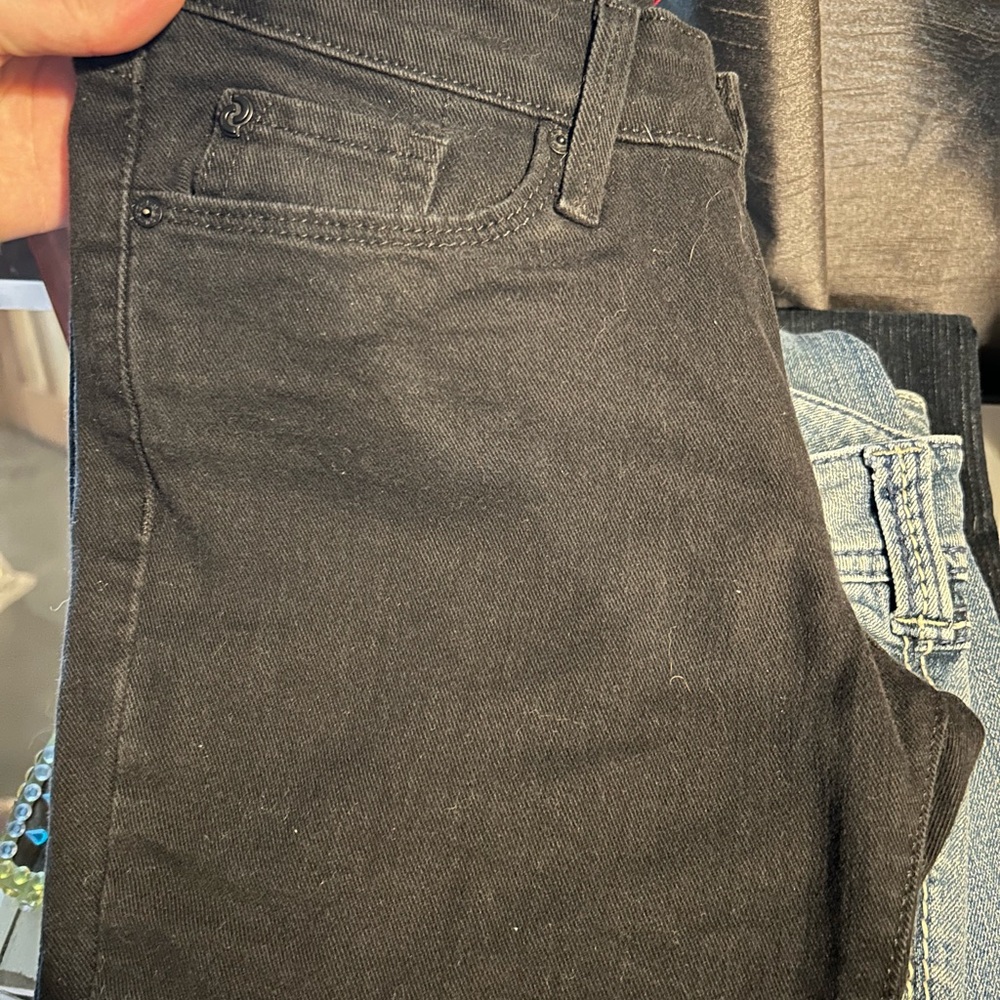 Levi's Classic Black Flare Jeans - Picture 3 of 4